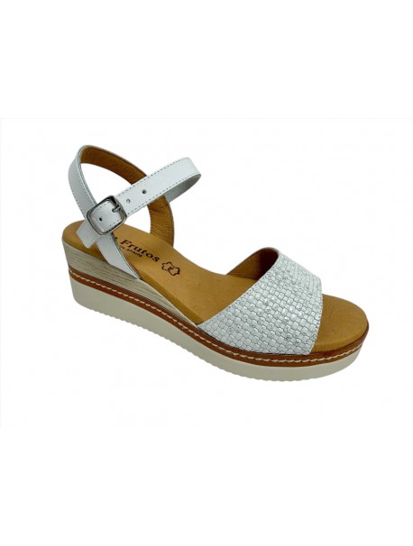 Sandales Eva Frutos femme en cuir blanc, bride cheville à boucle et avant tressé effet croco, semelle compensée blanche (Miclaur