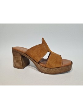 Sandales, à talon, Carla Tortosa, femme, cuir brossé, modèle serraje setter, bicolore camel, sans bride (Miclaure)